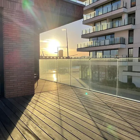 Luxueus Met Groot Terras 아파트 *